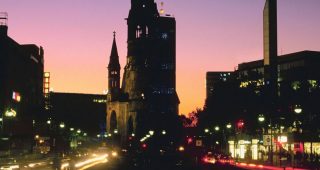 Fronesys apprentice hired by think tank